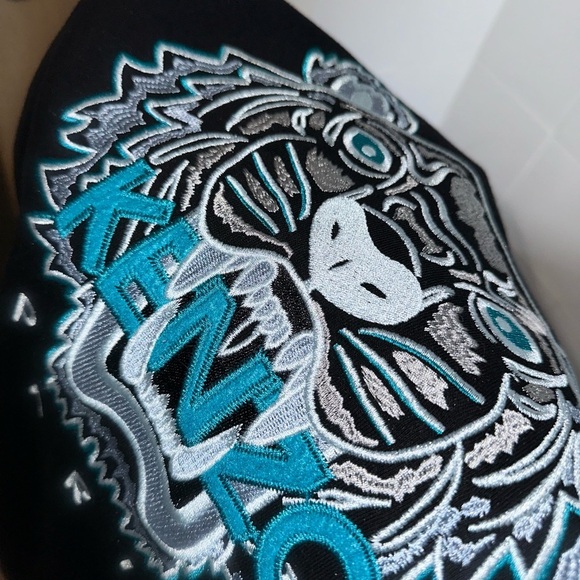 Kenzo Black Sweatshirt with Embroidered Design - Picture 2 of 4